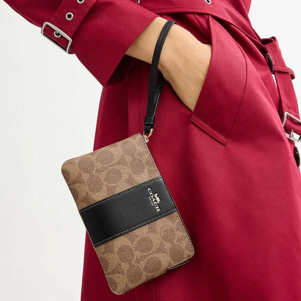 Coach Corner Zip Wristlet Signature Canvas Logo Clutch Tan Gold Black Leather - Picture 1 of 8